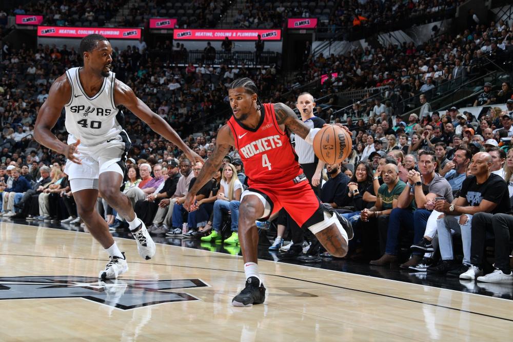 缺乏一名能 缺乏一名能