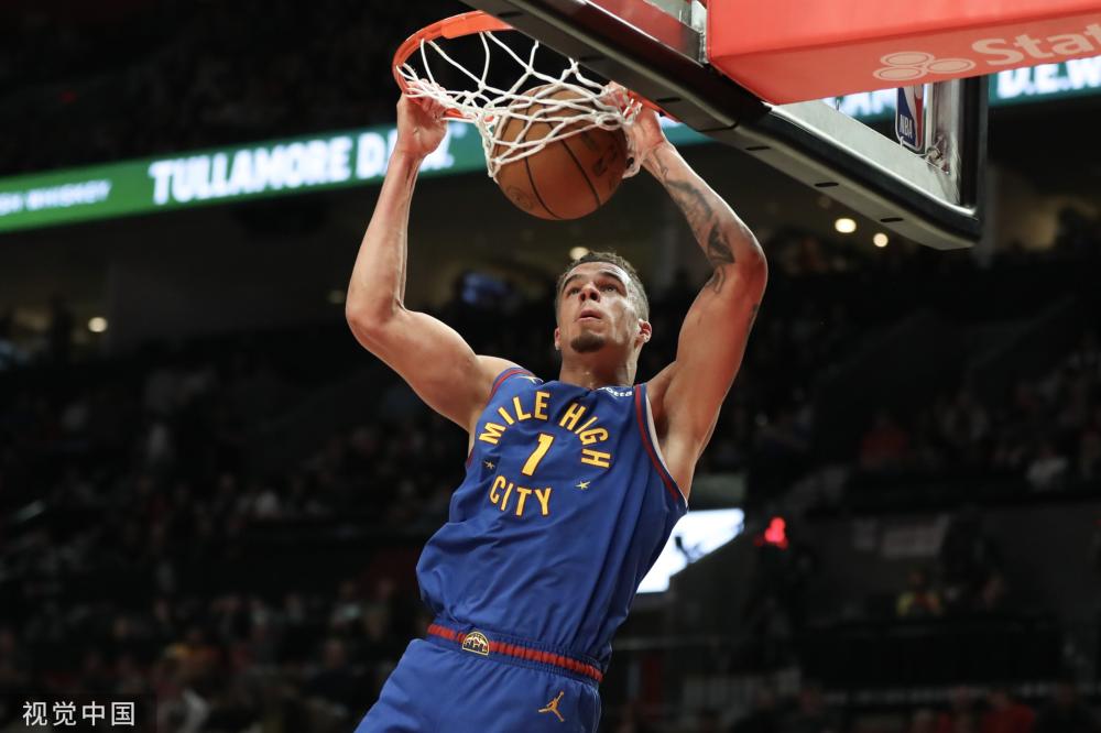 在当今的足 在当今的足