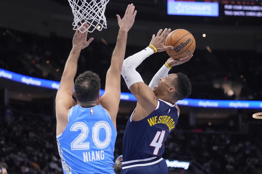 申花vs三箭首发：路易斯、马纳法先发阿苏埃替补，广岛单外援